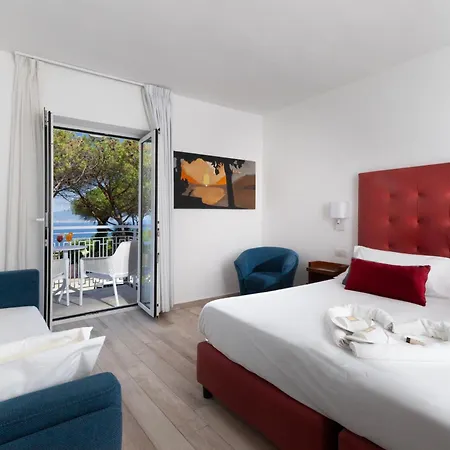 Hotel O Sole Mio 4*