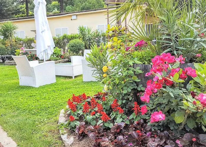 O Sole Mio 4* SantʼAgata sui Due Golfi