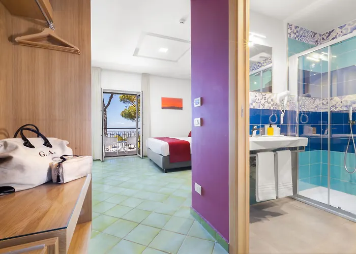 Hotel O Sole Mio SantʼAgata sui Due Golfi